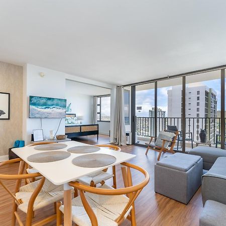 Waikiki Banyan W-Ocean Views With Free Parking! Apartment Honolulu Exterior photo