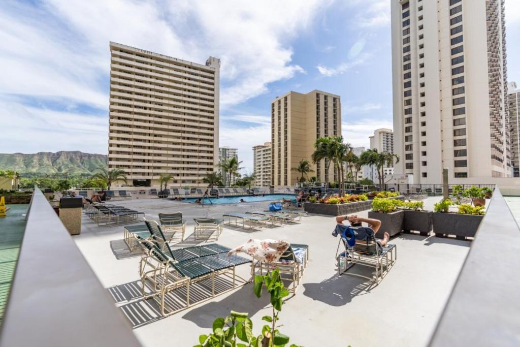 Waikiki Banyan W-Ocean Views With Free Parking! Apartment Honolulu Exterior photo