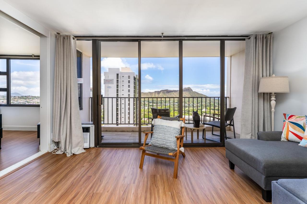 Waikiki Banyan W-Ocean Views With Free Parking! Apartment Honolulu Exterior photo